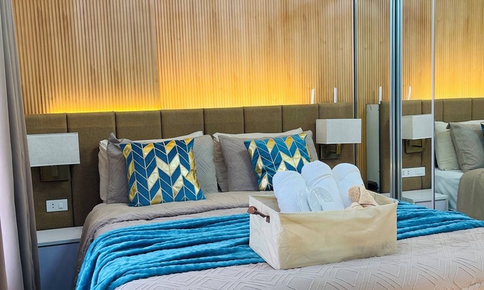 Malate Condo | Maria`s Suite near Manila Bay & Aiport with FREE Pool Access