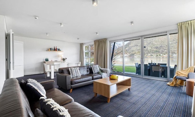 Frankton Apartment | Marina Apartment 107