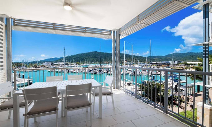 Airlie Beach Apartment | Marina Living with views and more!