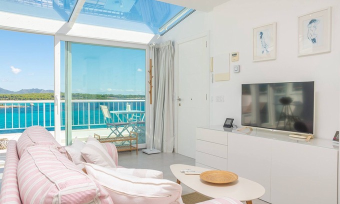 S'Illot-Cala Morlanda House | Marinamar Sea View - Apartment With Free Wifi