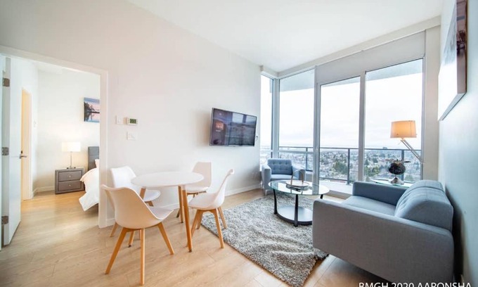 Marpole Apartment | Marine Gateway best top view condo