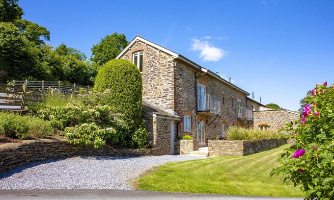 Totnes Cottage | MARISTOW COTTAGE, luxury holiday cottage, with pool in Cornworthy