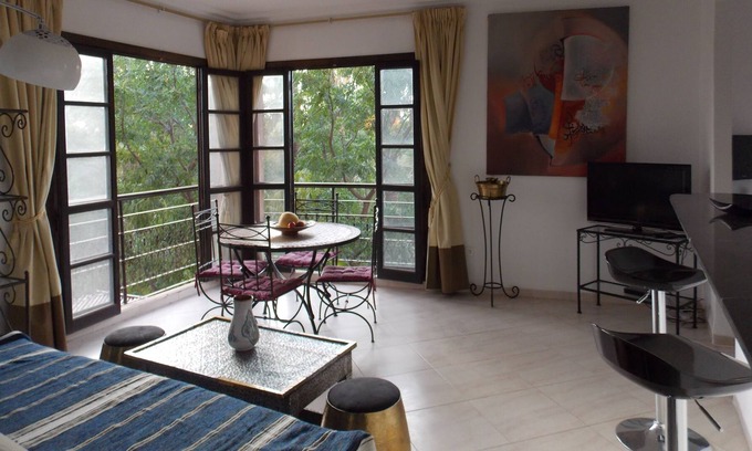 Majorelle Apartment | MARRAKECH TOWN CENTER RENTAL, SUPERB VIEW IMPRENABLE ON GARDEN MAJORELLE 90M²