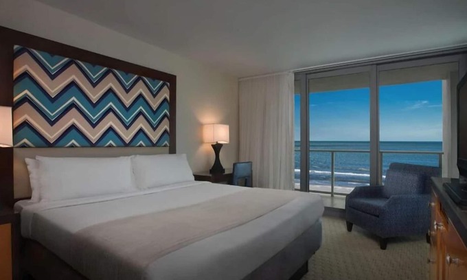 Collier County Resort | MARRIOTT'S CRYSTAL SHORES - stunning 3 bdrm property in Marco Island, Fl.
