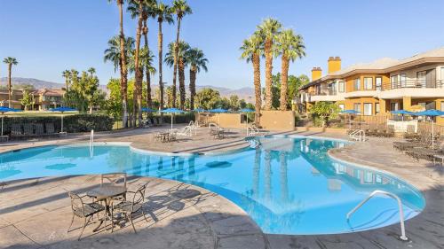 Palm Desert House | Marriott's Desert Springs Villas II Studio Apartment with Resort Access
