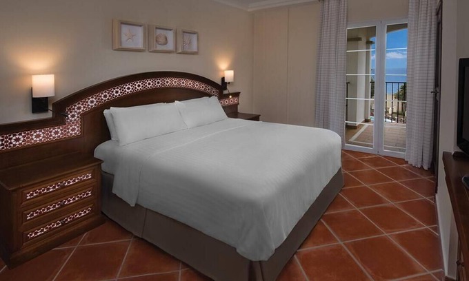 New Golden Mile Resort | Marriott's Playa Andaluza