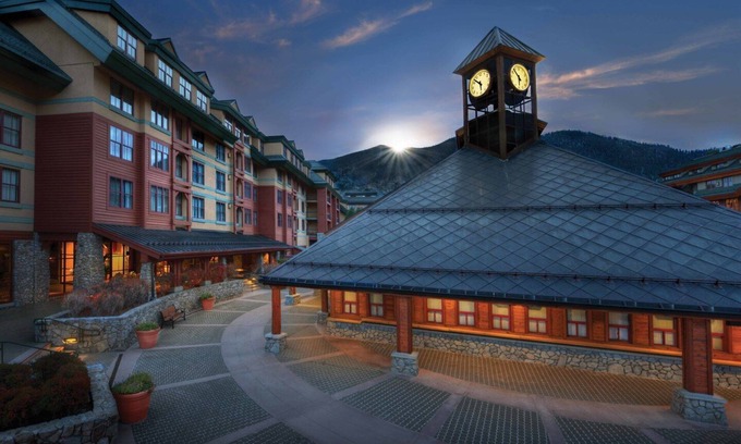 South Lake Tahoe Resort | Marriott Timber Lodge 1 bedroom Villa sleeps up to 4 people with full kitchen!
