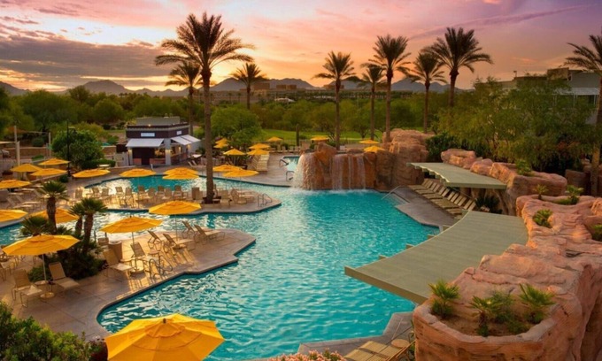 Desert Ridge Resort | Marriott’s Canyon Villas Studio – A Desert Escape for Fun and Relaxation