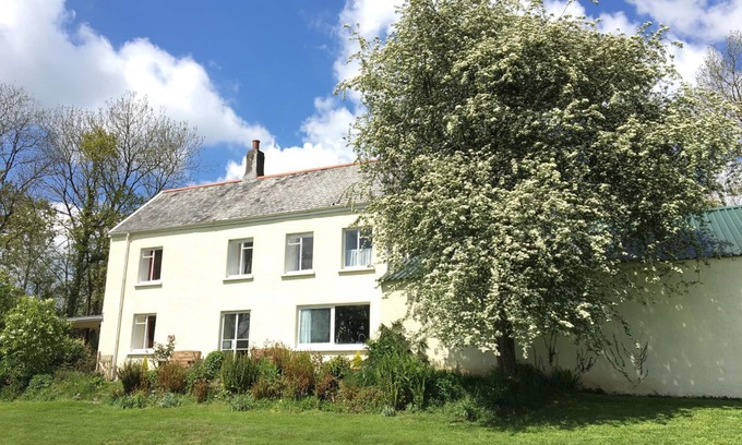 South Molton Cottage | MARSH COTTAGE, pet friendly, with a garden in North Molton