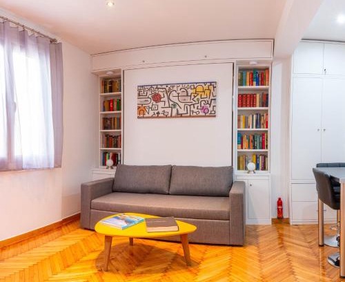 Plaka Apartment | Martin's Akropolis Studio