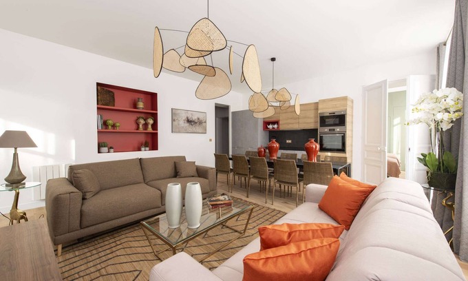 Strasbourg -Saint-Denis Apartment | Martin's Door, 5BR/3BA, 10 people