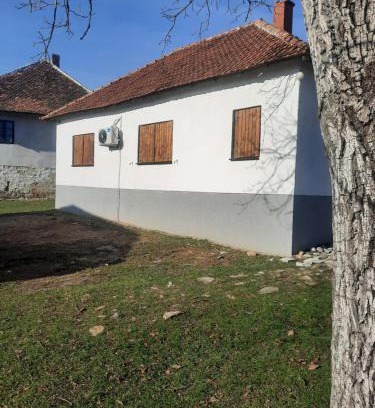 Mladenovac House | Maruška