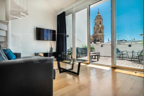 Centro Apartment | Marvellous Penthouse with terrace & Cathedral views by REMS