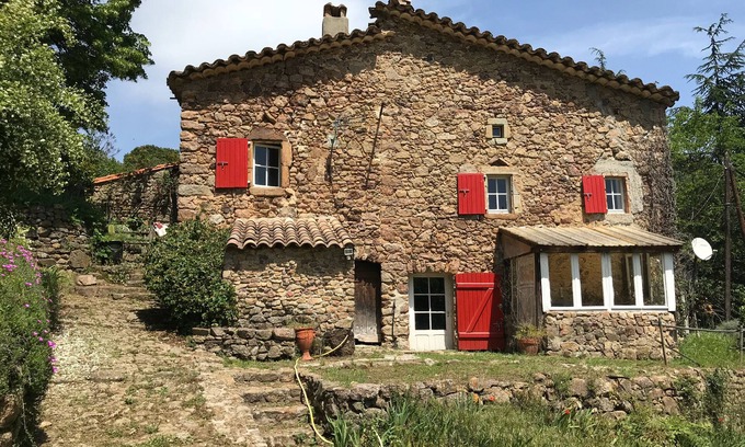 Anduze House | Mas Cévenol typical family, isolated, quiet, private pool in the heart of 20ha