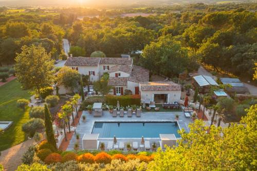 Bonnieux Villa | Mas de Cassiathea - Exceptional Property in Provence