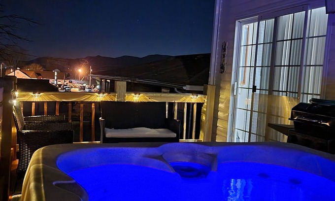 Shenandoah House | Massanutten Sanctuar/HOT TUB, Fire pit and 2 minutes to River Access