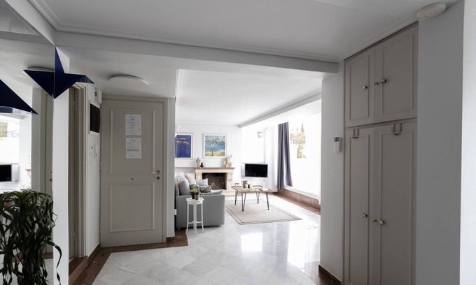 Anafiotika Apartment | Massive 2-apartment Combo Unbeatable Acropolis Views Sleeps 9
