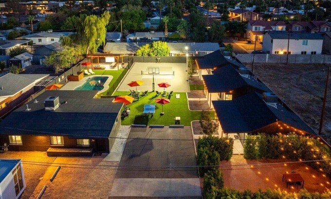 Camelback East House | Massive Complex | Pickleball | Pool | Heated Pool