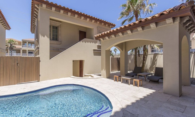 South Padre Island House | Massive Oceanfront Townhouse w/Private Pool! Dog-Friendly, Sleeps 20!