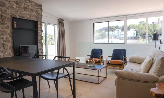 Cala Vadella Villa | Masterful Ibiza Apartment | Apartment Grey | 2 Bedroom Suite | Private.