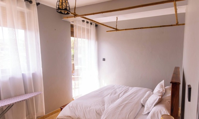 Kampala House | Matinza Homes, Makerere - 10min Drive to KLA City Wi-Fi Included 2
