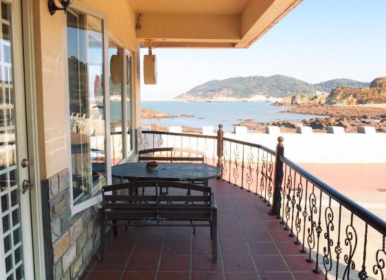 Nangan House | Matsu Island View Restaurant Bed and Breakfast
