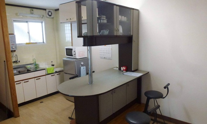 Kasuga Apartment | Max 5 people Wi-fi amenities Wii 202 MIYUKI HOUSE Tatami room Spacious 45m2 for family use MIYUKIHOUSE202