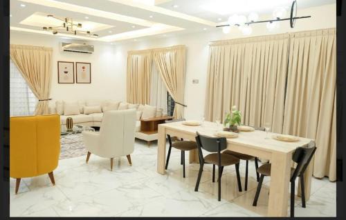 Santeo Villa | Maximum Properties