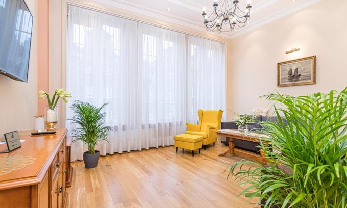 Old Town Apartment | Maya's Flats & Resorts - Old Town Długa 72 One Storey
