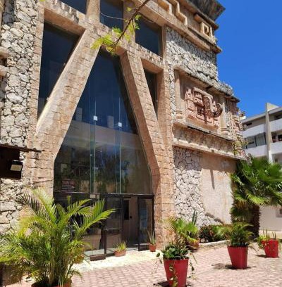 Punta Cancun Hotel | Mayafair All Inclusive