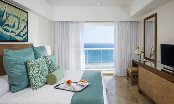 Playa Diamante House | MAYAN PALACE MASTER ROOM ACAPULCO