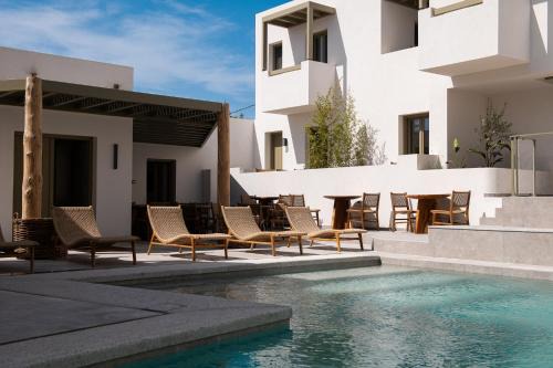Paros Hotel | Mazee Paros