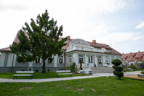 Olecko Hotel | Mazurski Dwór