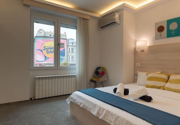 Bucharest City-Centre Apartment | Mbm Studio Piata Romana Square