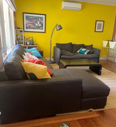 McCrae House | Mcrae retro beach house !