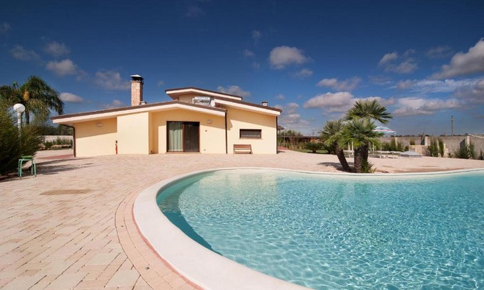 Melissano Villa | Meadow Luxury Villa