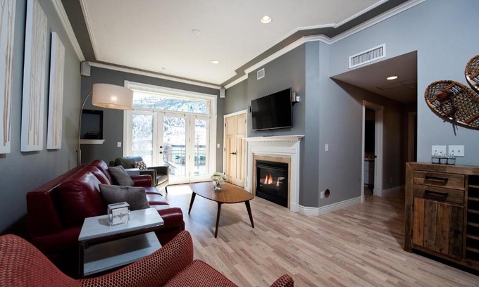Historic Downtown Durango House | Mears House Unit 2C