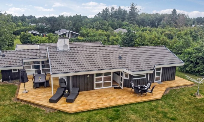Saltum House | "Mechthild" - 2.7km from the sea by Interhome
