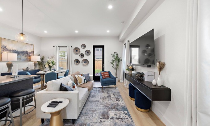 OST - South Union House | Med Center Getaway Nr Downtown | WiFi Games Desk