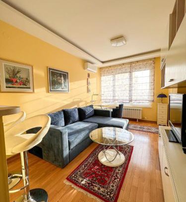Đeram Apartment | Mega Lux Apartment