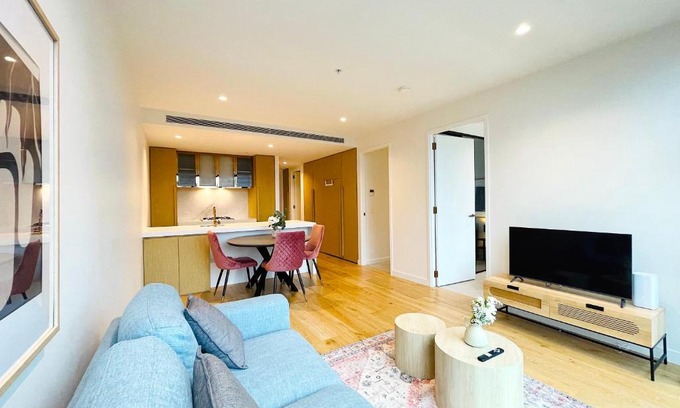 Melbourne Central Business District Apartment | Mega Style Apartments Collins House