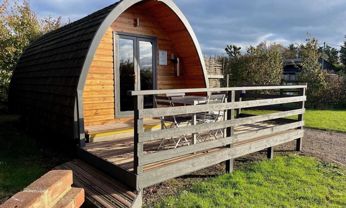 Brightlingsea Cottage | MegaPod 3 at Lee Wick Farm Glamping
