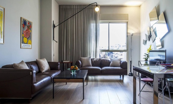 Tel Aviv City Center Apartment | Melchett Plume in Tel Aviv-Yafo