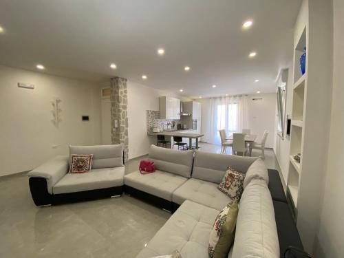 Giardini Naxos Apartment | Melitta apartment Giardini Naxos