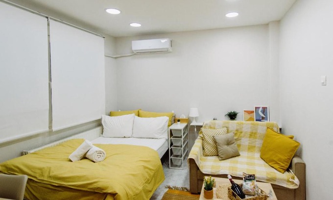 Komotini Apartment | Mellow Yellow