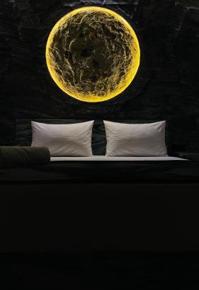 Midigama House | Mellow Yellow