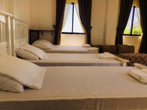 Oslob Hotel | Melronz inn