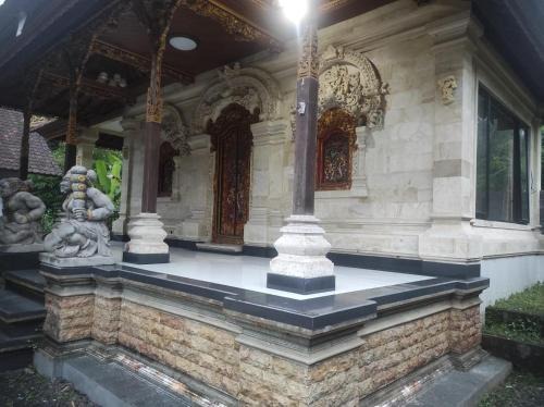 Baturiti House | Men Sari Homestay