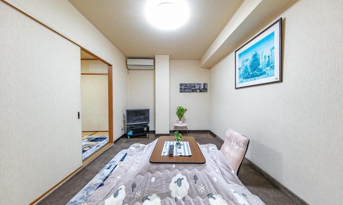 Kawanishi Apartment | Merbeil Otsuka / Vacation STAY 5460