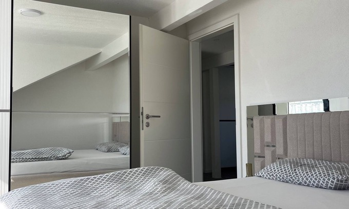 Tuttlingen Apartment | Mergim Nebihi